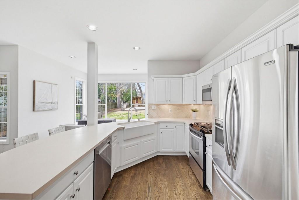 2460 Oostanaula Drive