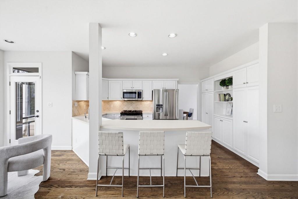 2460 Oostanaula Drive