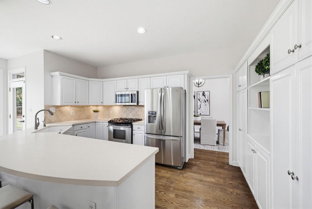 2460 Oostanaula Drive