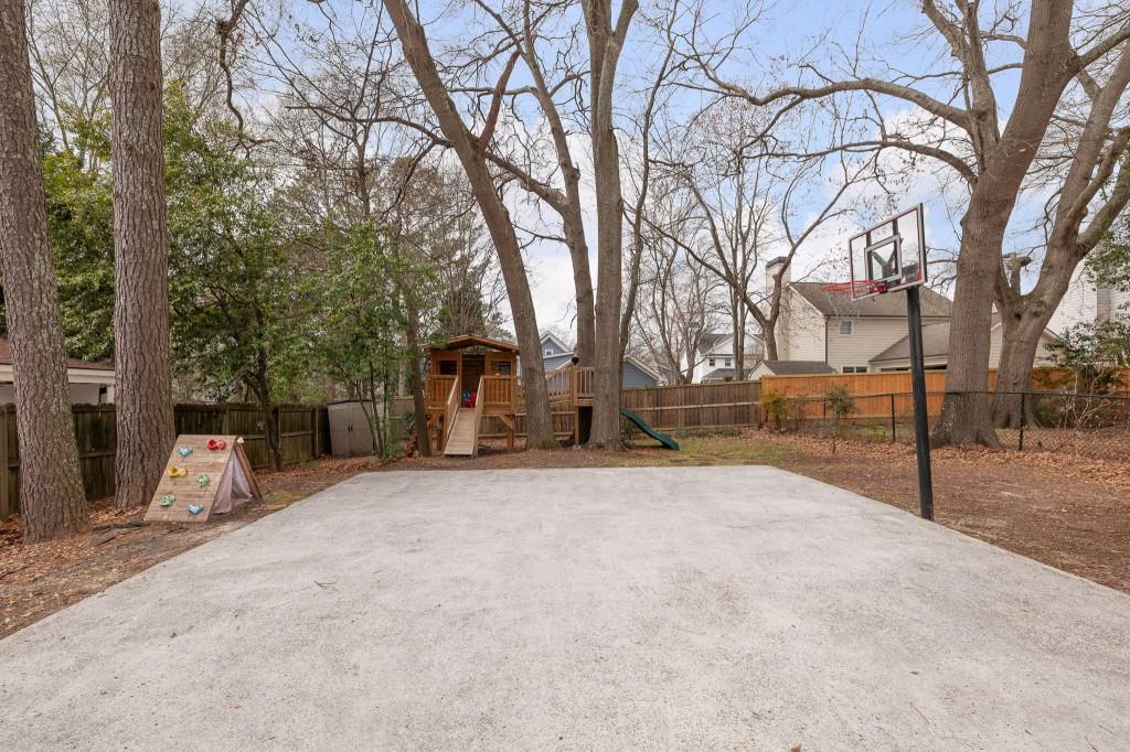 2460 Oostanaula Drive