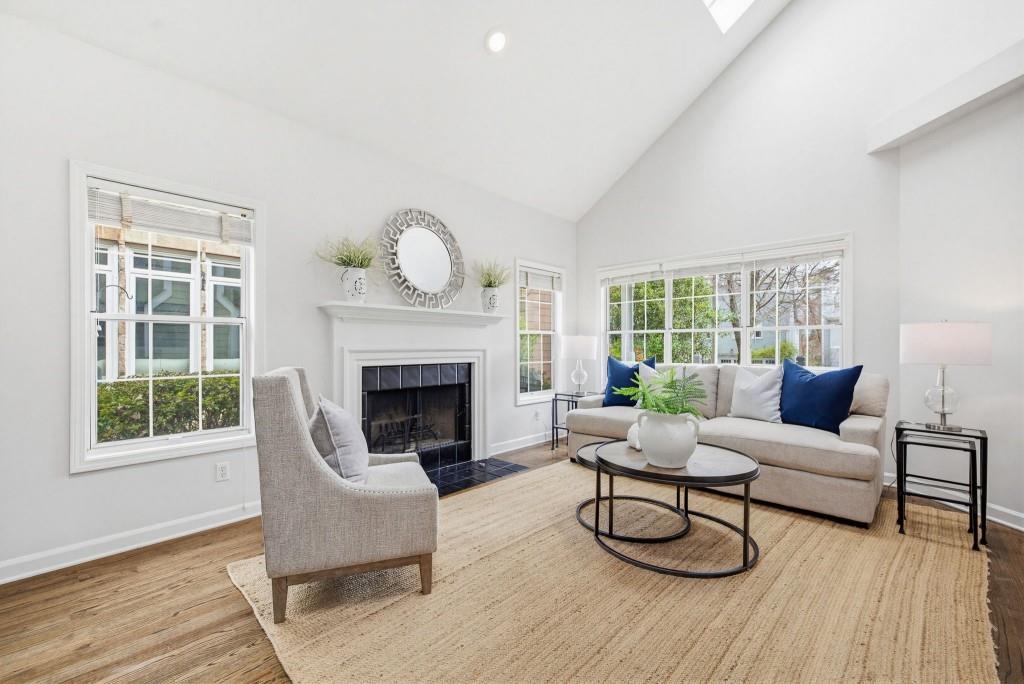 2460 Oostanaula Drive