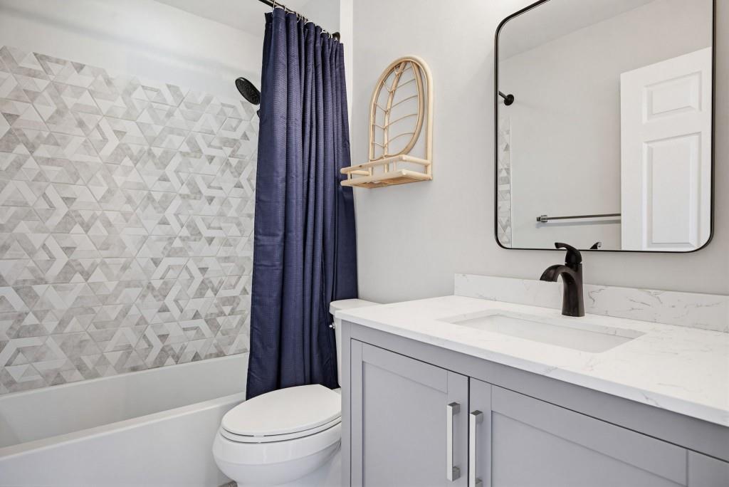 2460 Oostanaula Drive