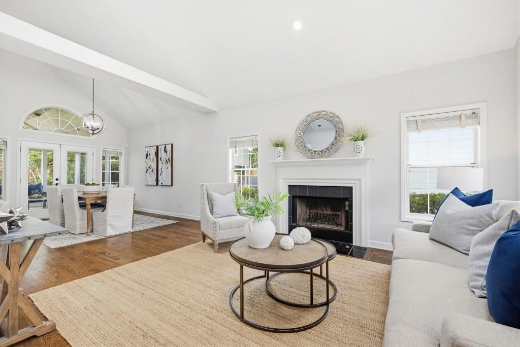 2460 Oostanaula Drive