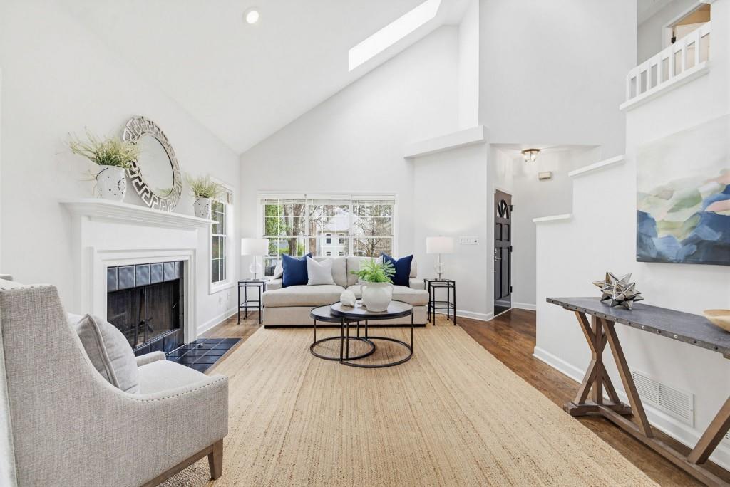 2460 Oostanaula Drive