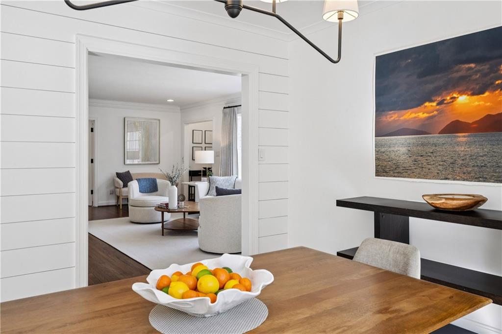 840 Woodley Drive NW