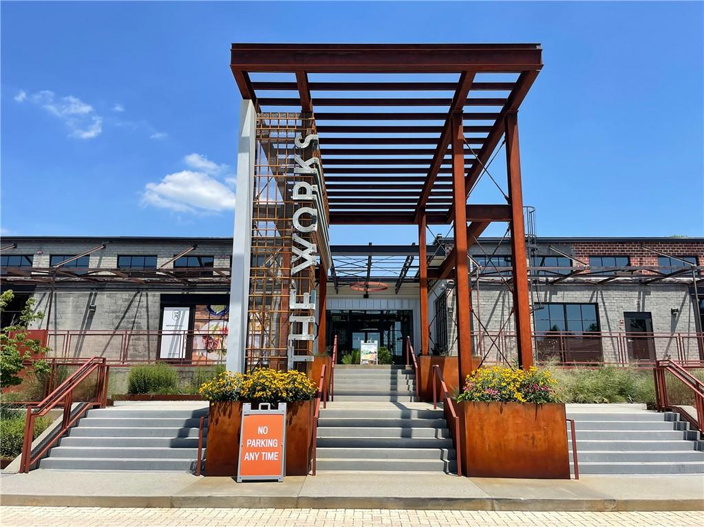 1922 Westside Boulevard