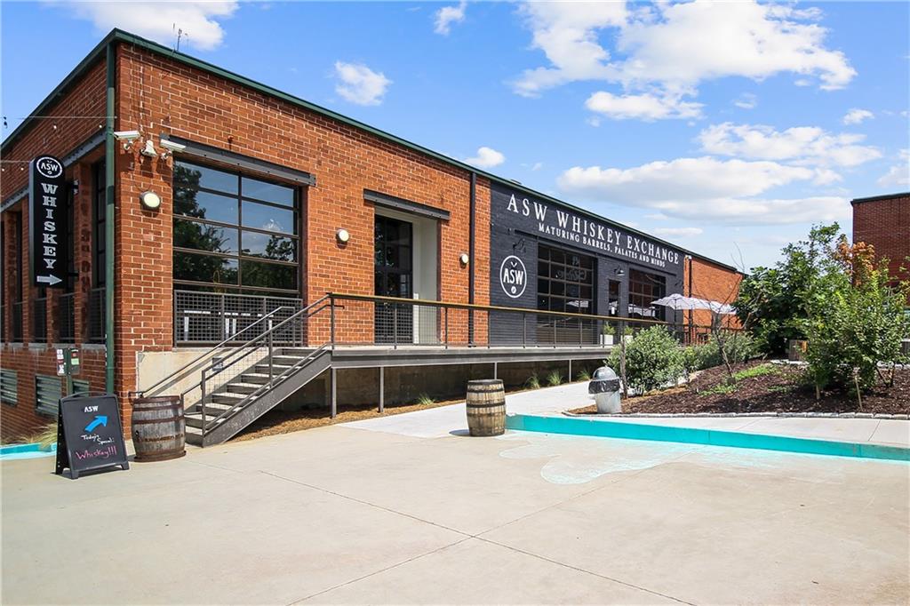 1922 Westside Boulevard