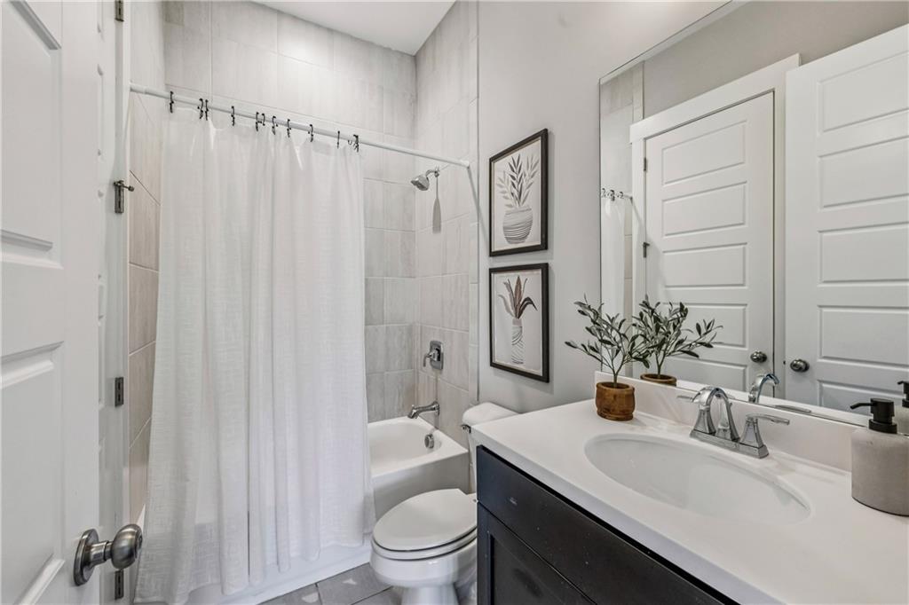 1922 Westside Boulevard