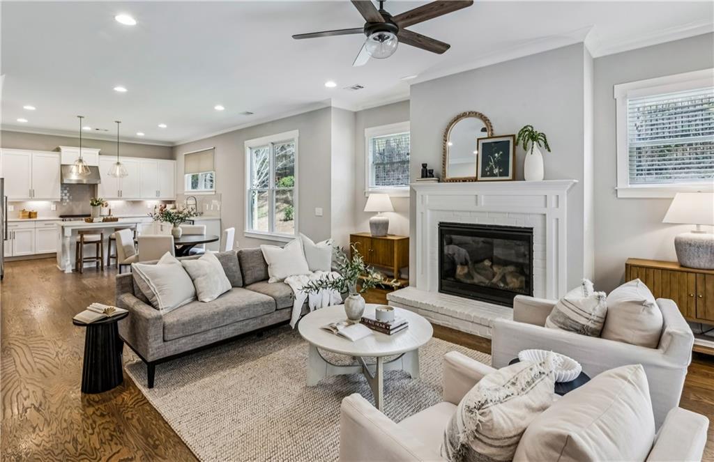 1922 Westside Boulevard