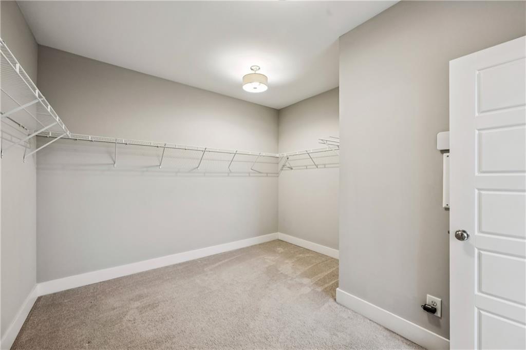 1922 Westside Boulevard