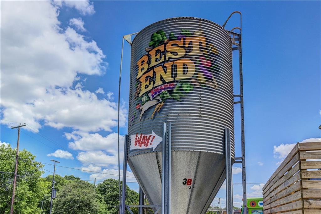 1922 Westside Boulevard