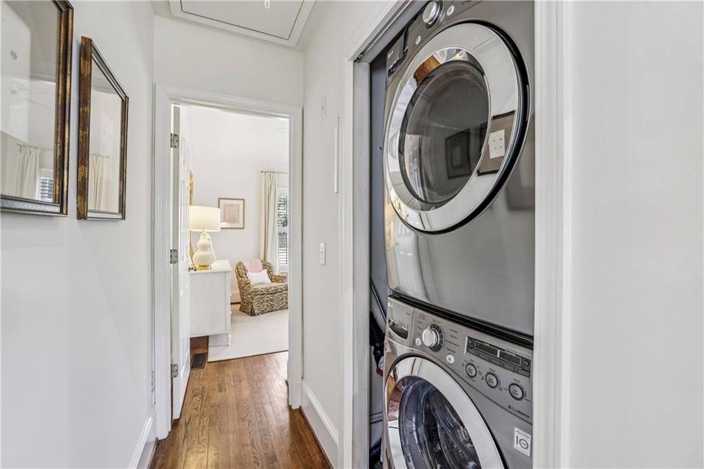 2387 Virginia Place NE