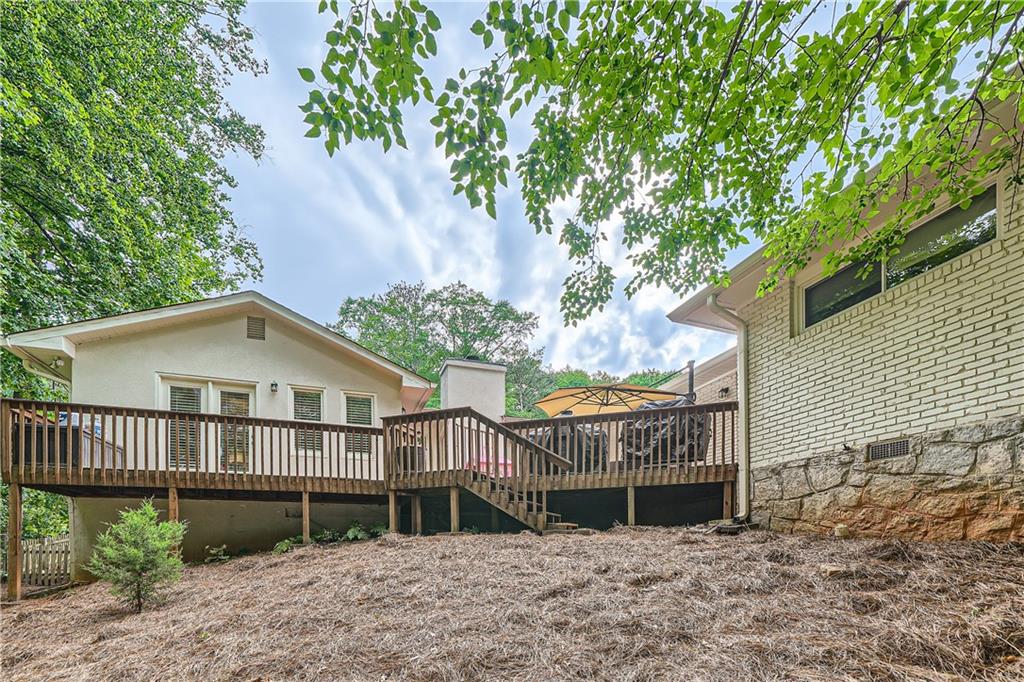 1652 Tryon Road NE