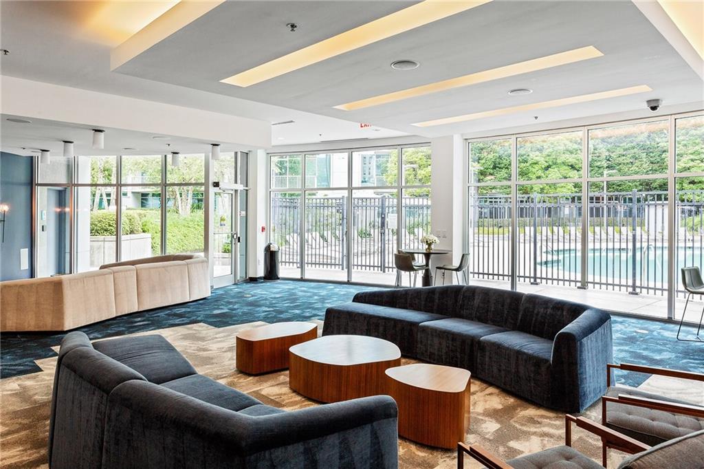 44 Peachtree Place NE Unit 1434