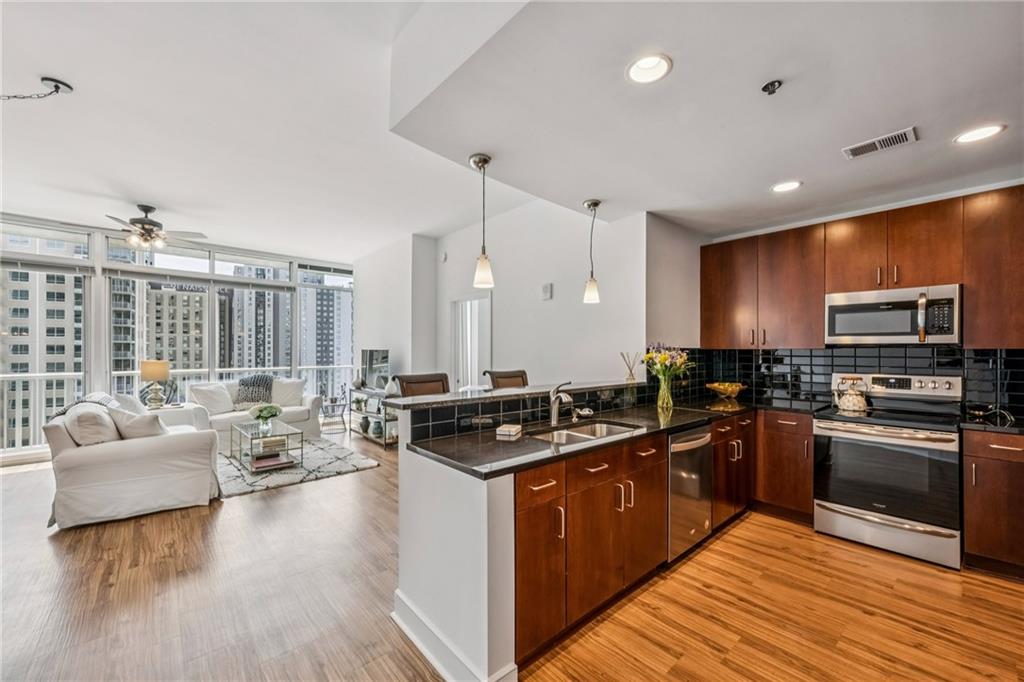 44 Peachtree Place NE Unit 1434