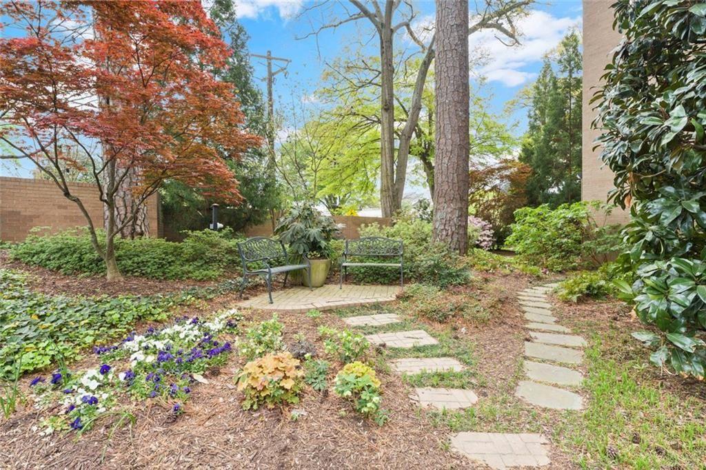 2734 Peachtree Road NW Unit C301