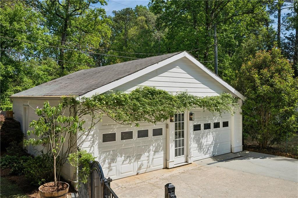 1342 Emory Road NE
