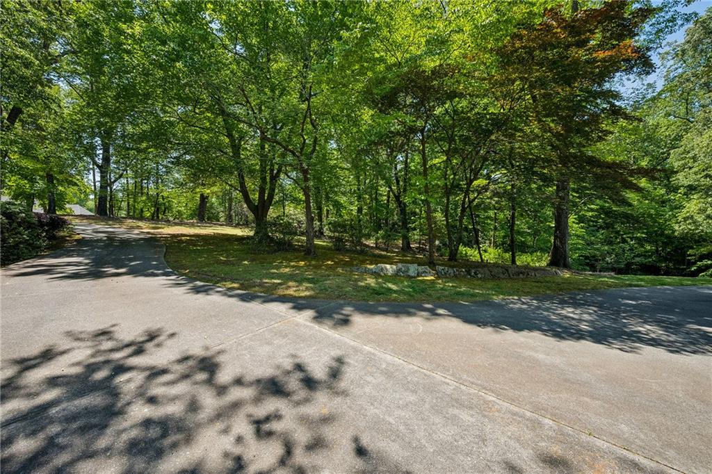 5280 Riverview Road