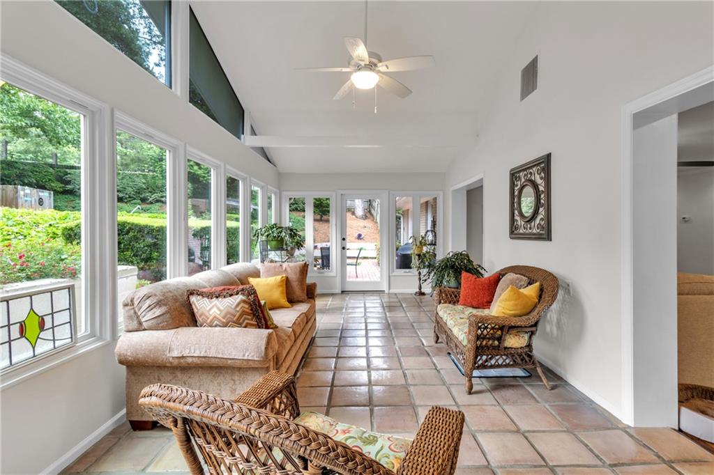 4374 Peachtree Dunwoody Road NE