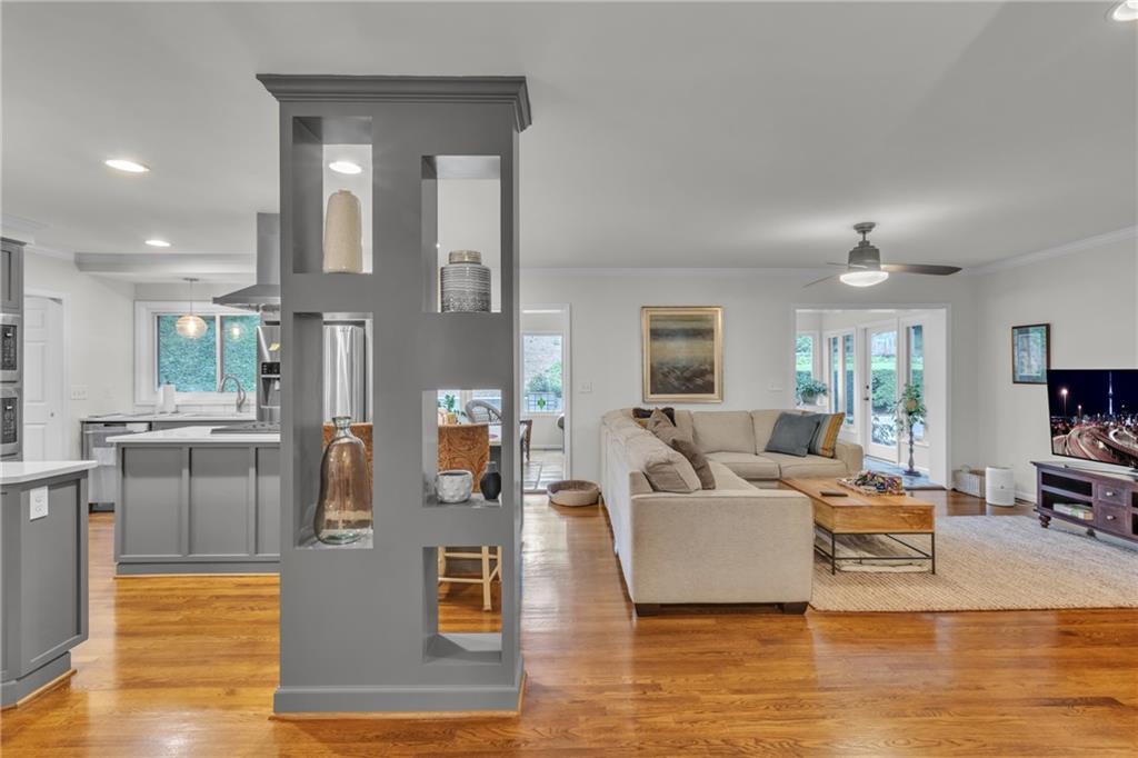 4374 Peachtree Dunwoody Road NE