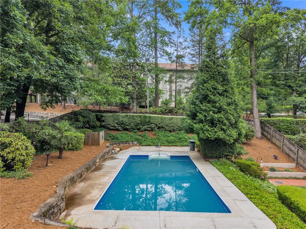 4374 Peachtree Dunwoody Road NE