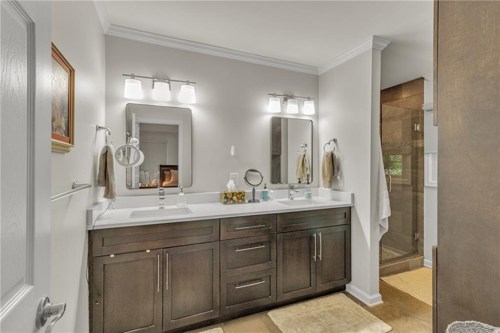 4374 Peachtree Dunwoody Road NE