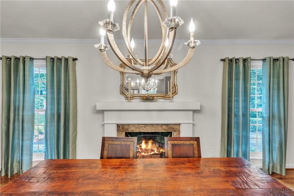 4374 Peachtree Dunwoody Road NE