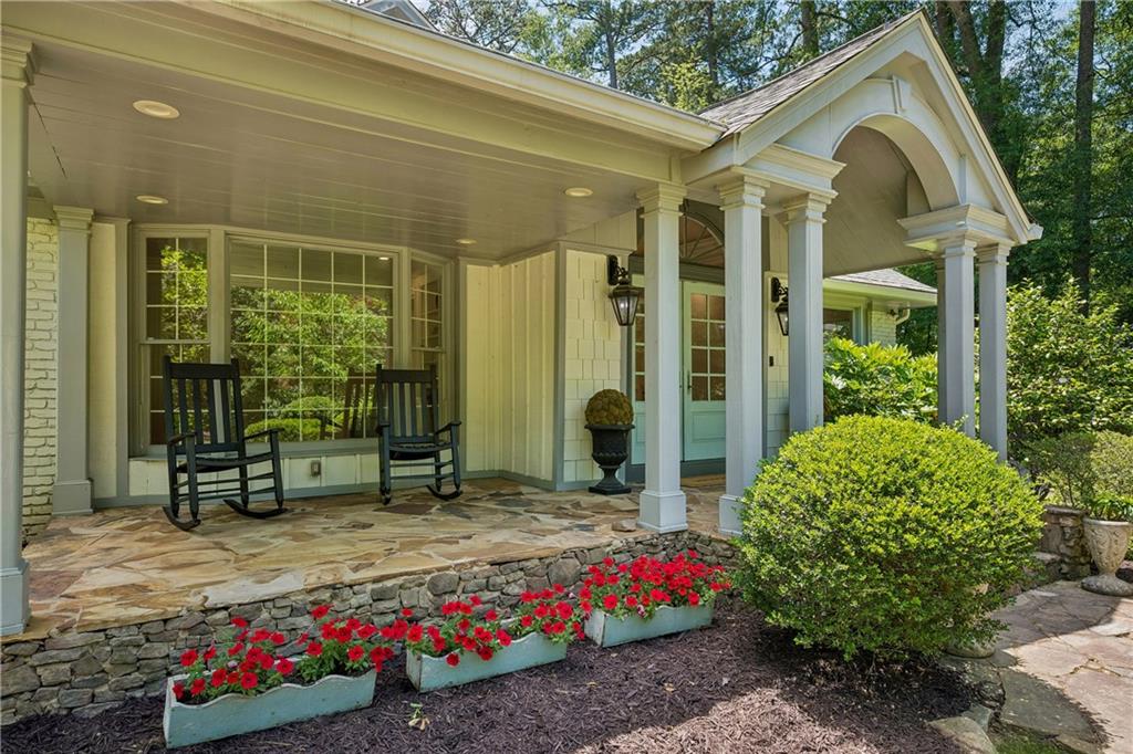 1290 Peachtree Battle Avenue NW