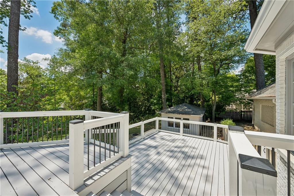 1290 Peachtree Battle Avenue NW