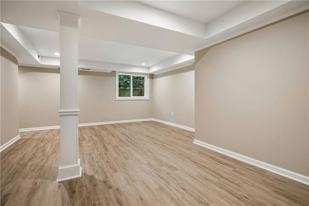 1290 Peachtree Battle Avenue NW