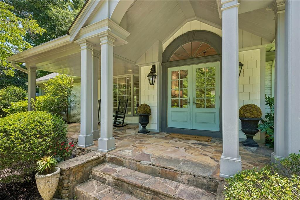 1290 Peachtree Battle Avenue NW