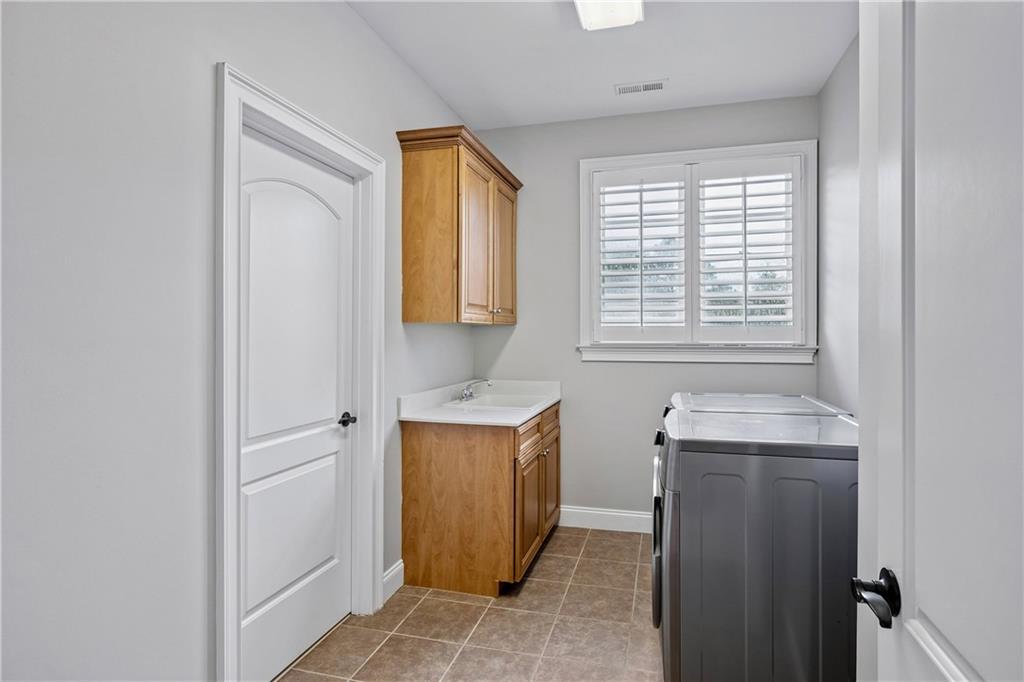 2 Bohler Point NW