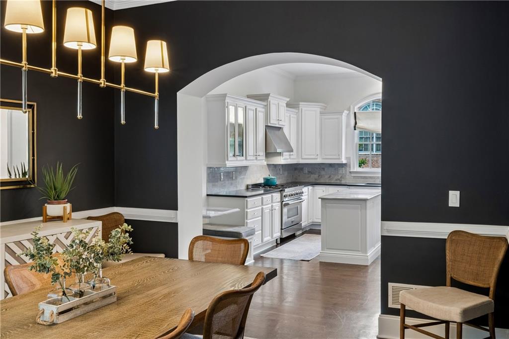 2 Bohler Point NW