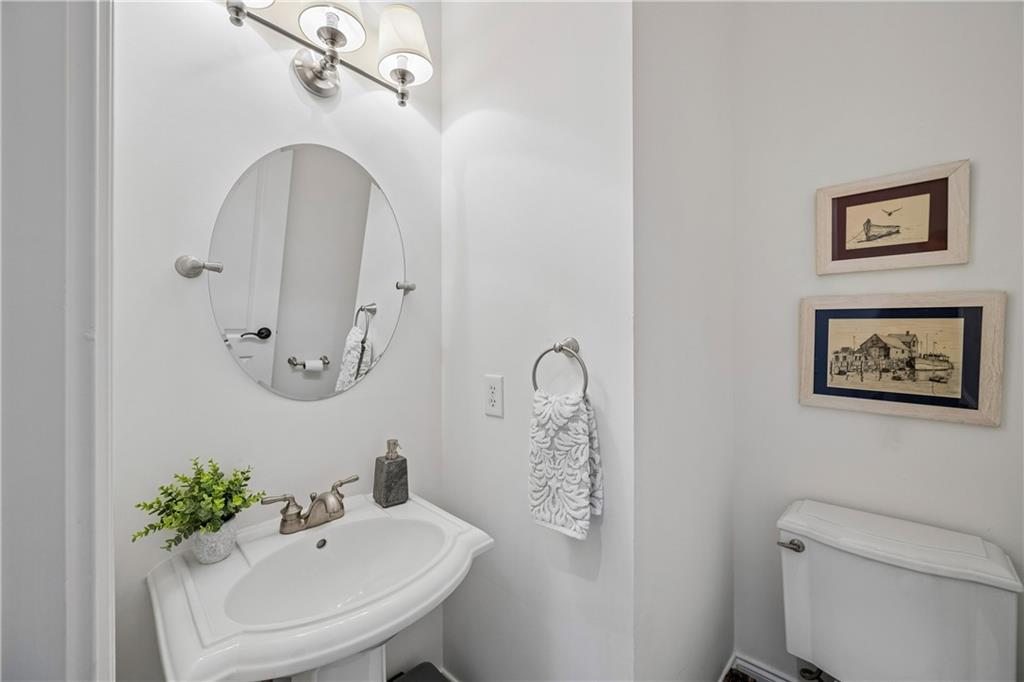 2 Bohler Point NW