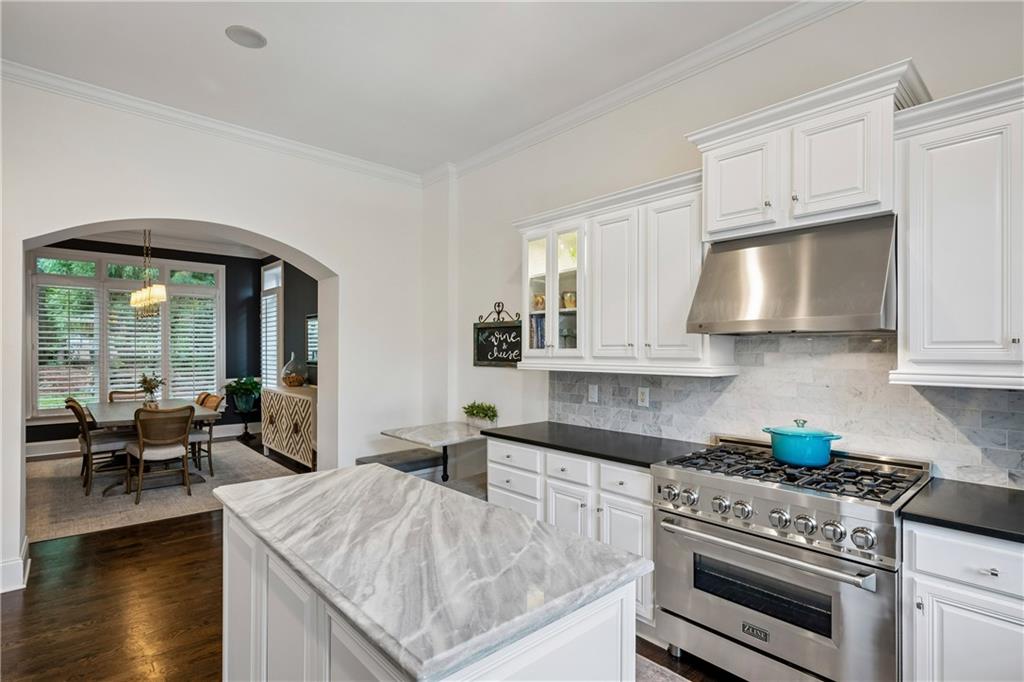 2 Bohler Point NW