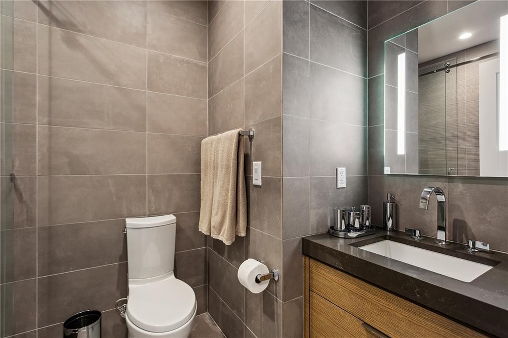 2525 Peachtree Road NE Unit 32