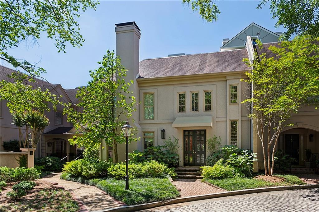 2525 Peachtree Road NE Unit 32