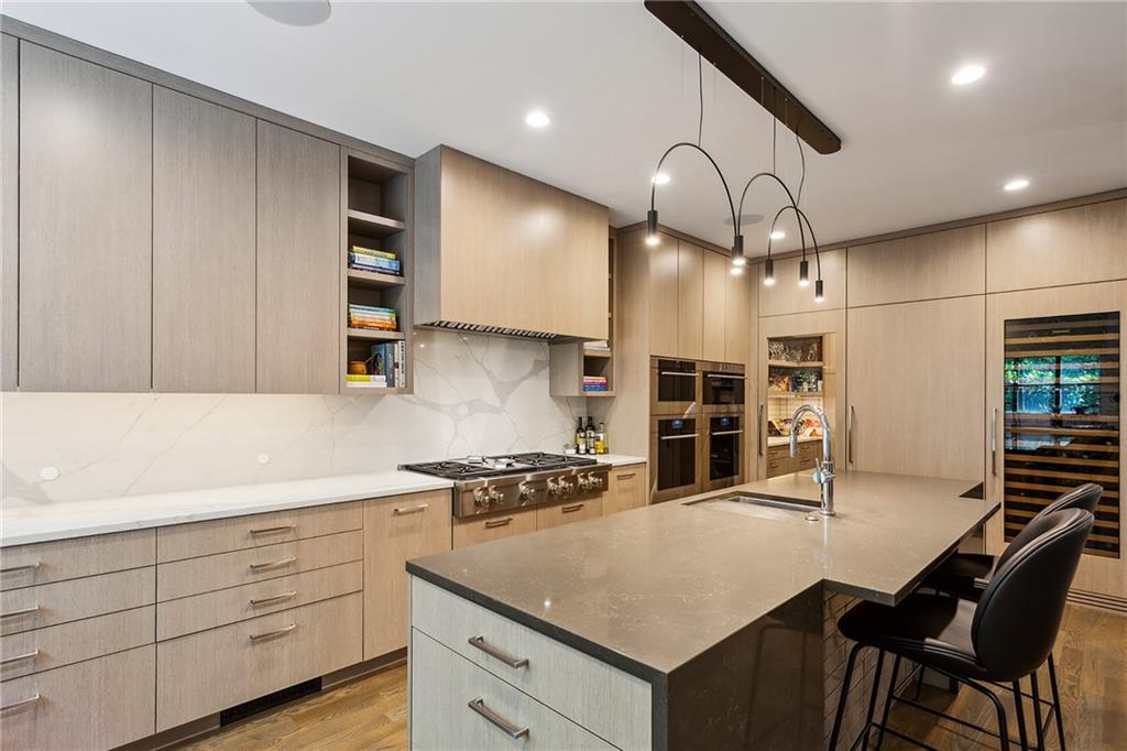 2525 Peachtree Road NE Unit 32