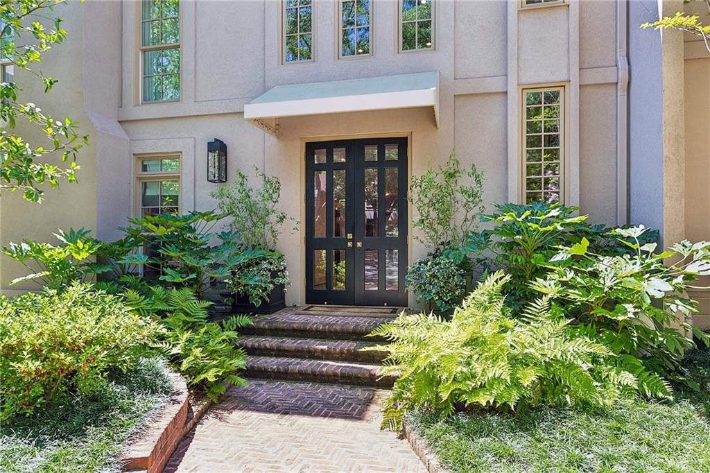 2525 Peachtree Road NE Unit 32