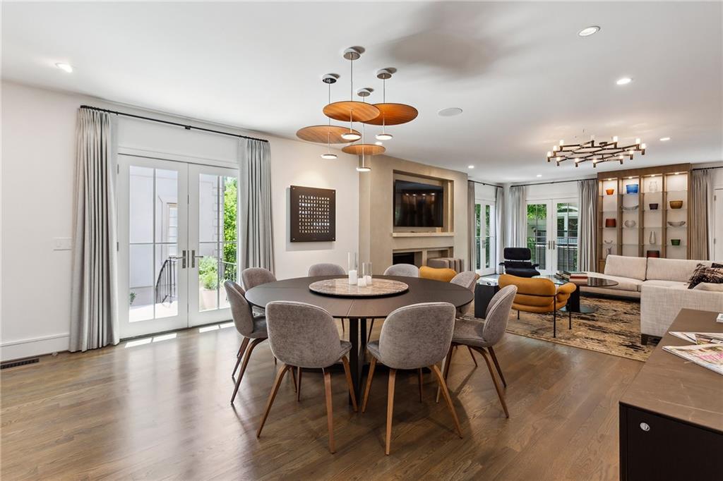 2525 Peachtree Road NE Unit 32