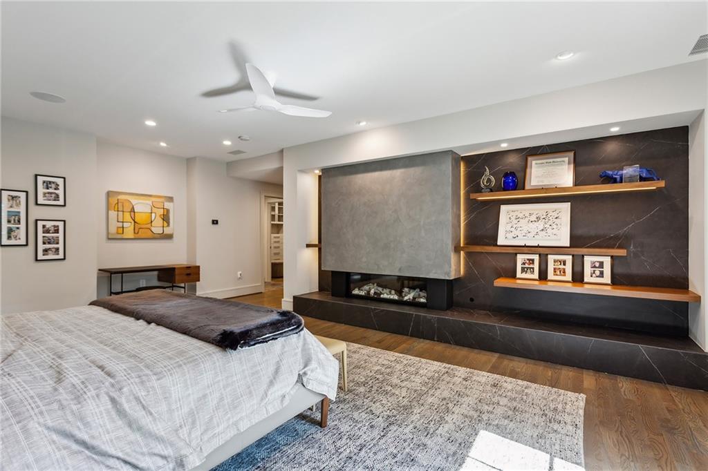 2525 Peachtree Road NE Unit 32