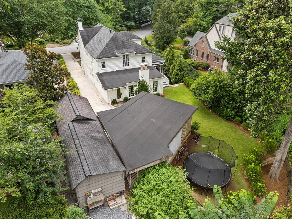 132 Peachtree Way NE
