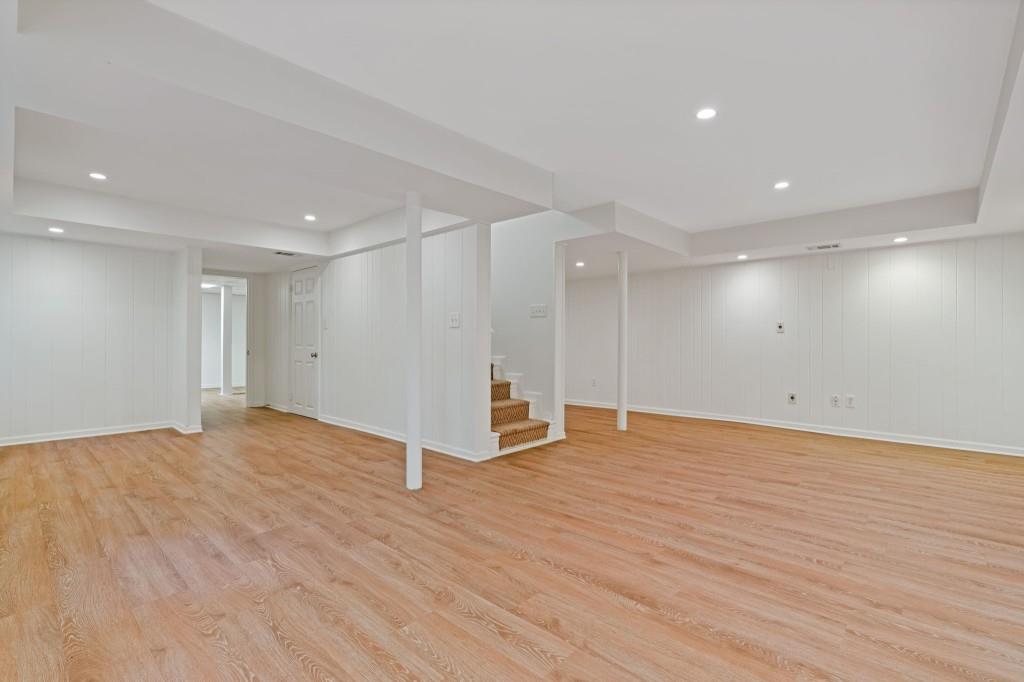 345 W Spalding Drive