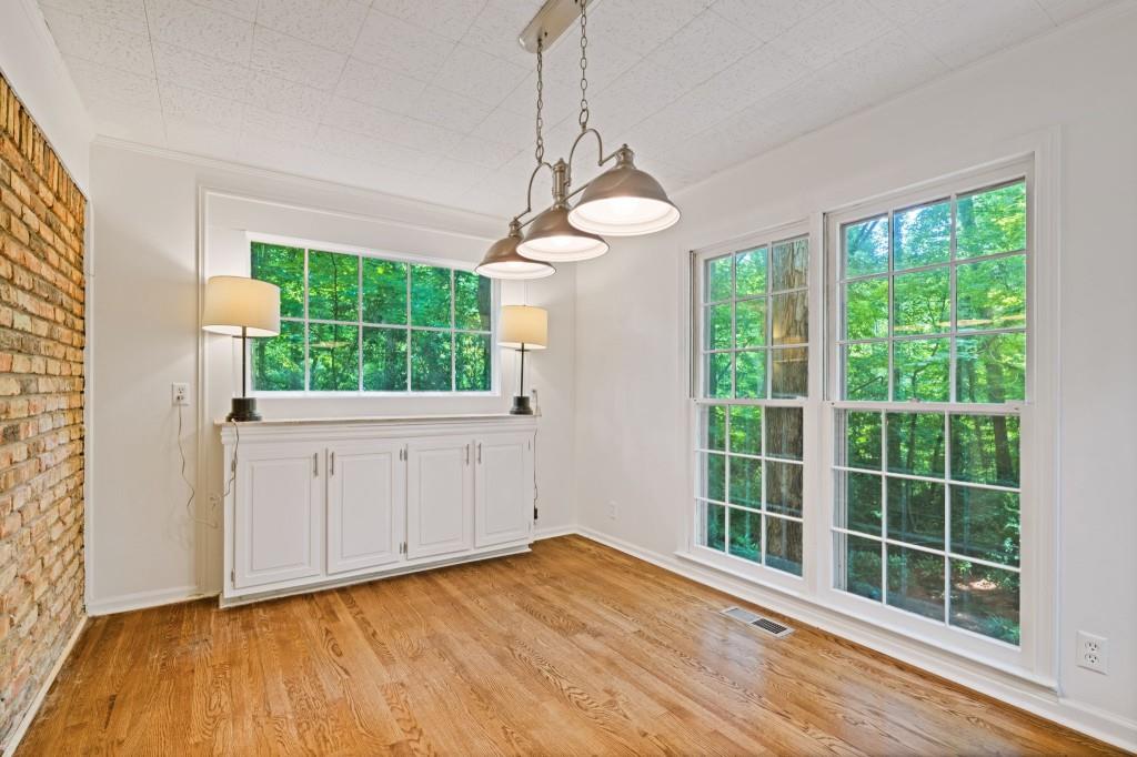 345 W Spalding Drive