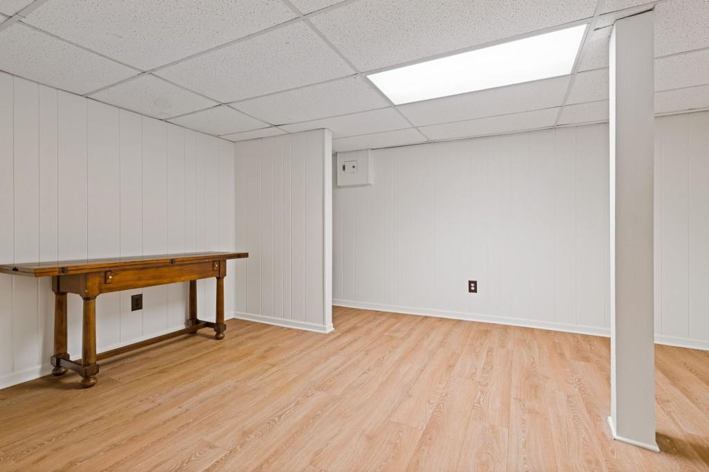 345 W Spalding Drive