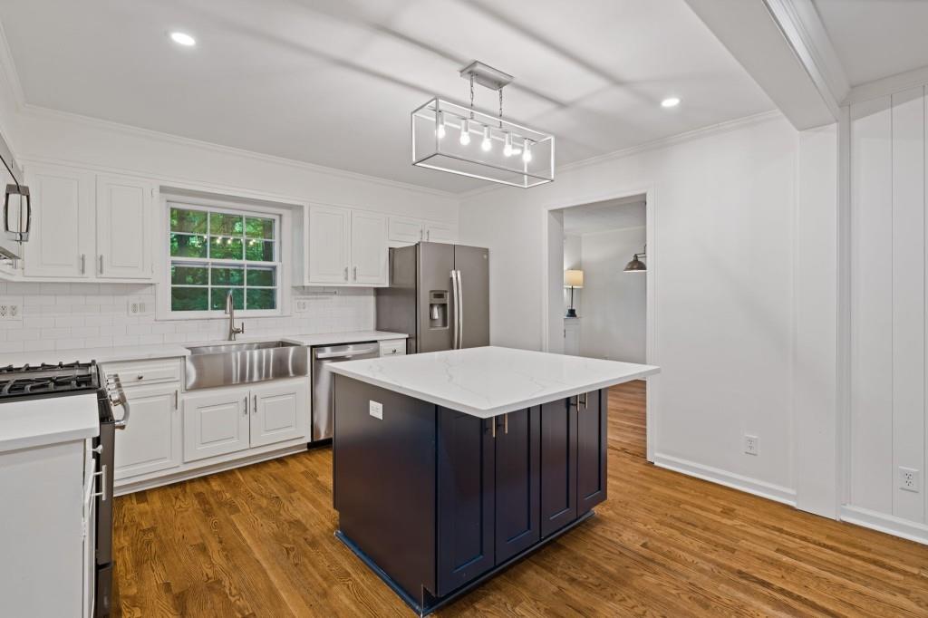 345 W Spalding Drive