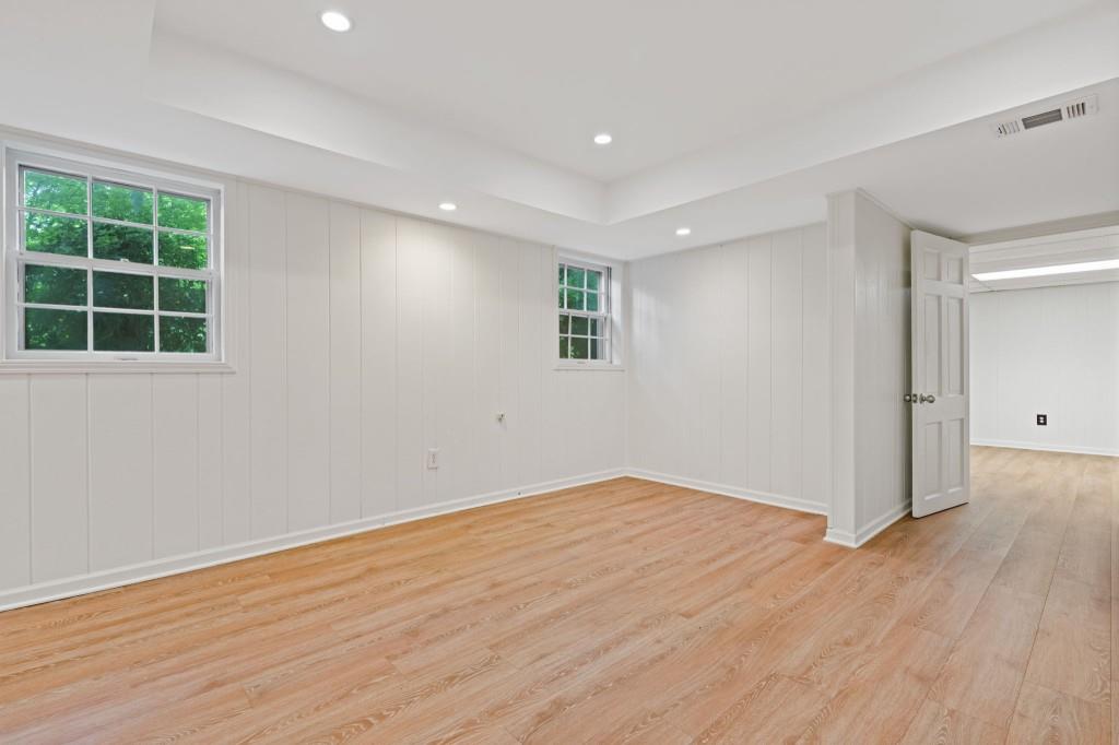 345 W Spalding Drive