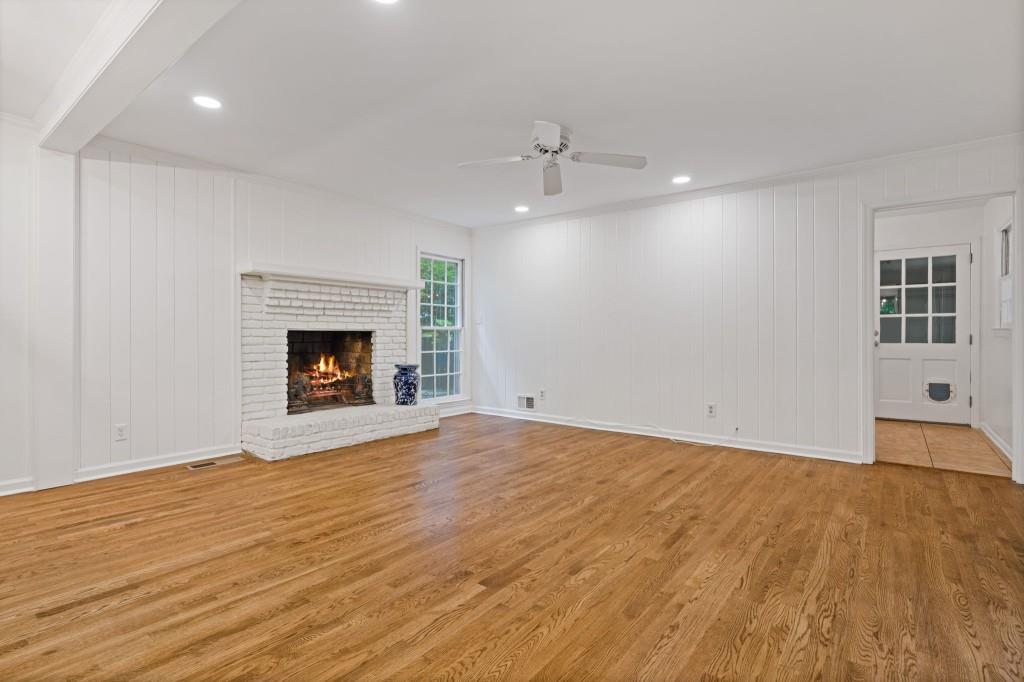 345 W Spalding Drive