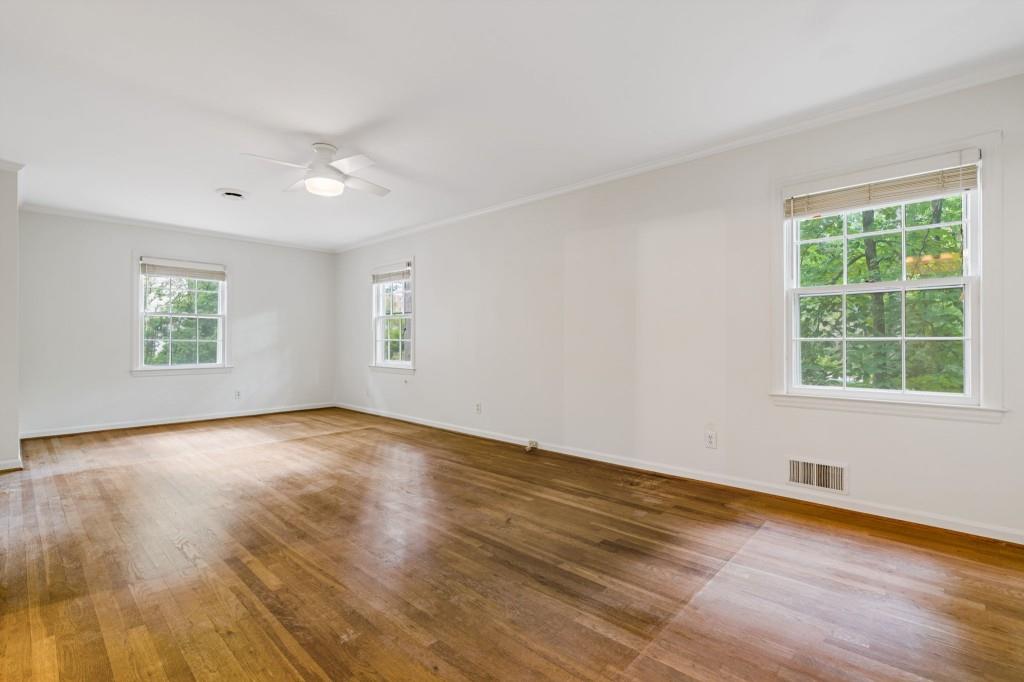 345 W Spalding Drive