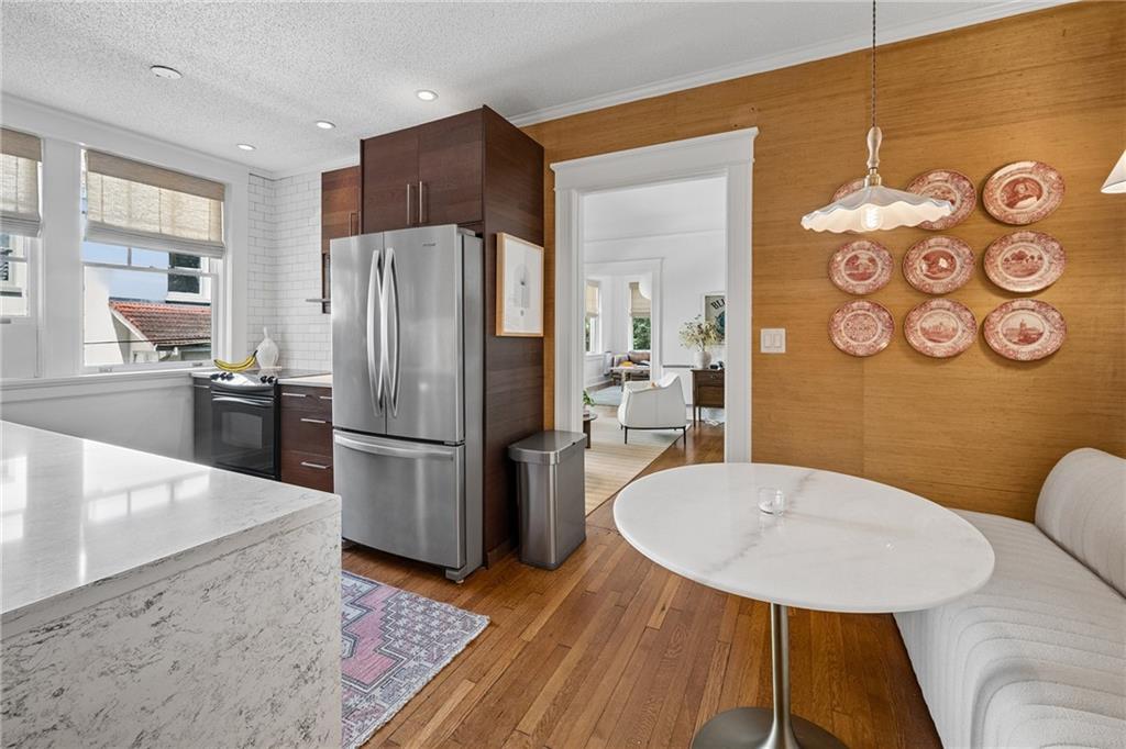 301 10th Street NE Unit 4